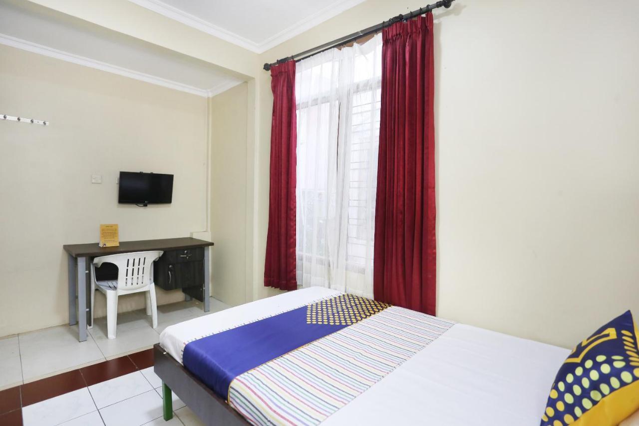 Spot On 2358 Aster Homestay Melati Exterior foto